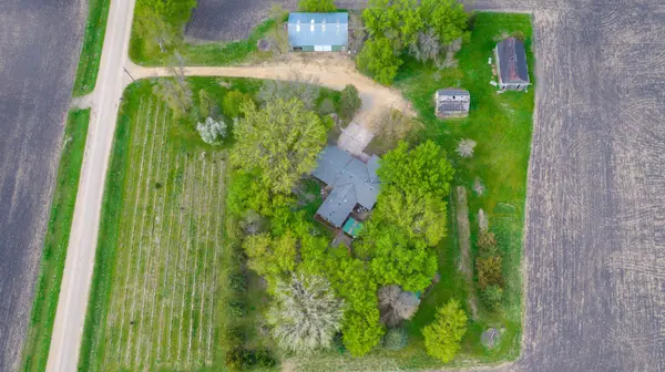 11197 608th AVE, Minnesota Lake, MN 56068