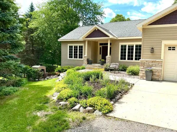 12516 180th ST, Kimball, MN 55353