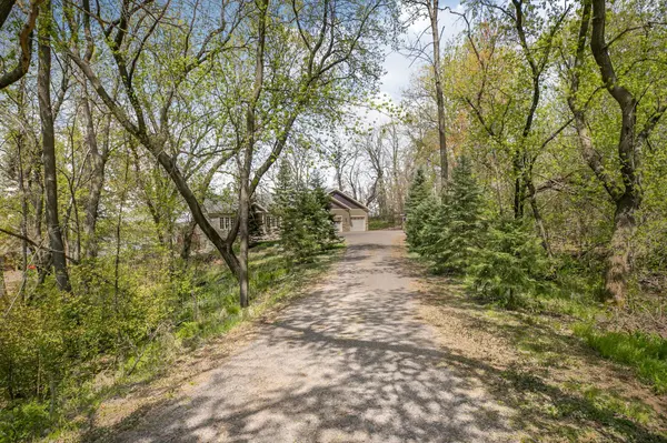 12516 180th ST, Kimball, MN 55353