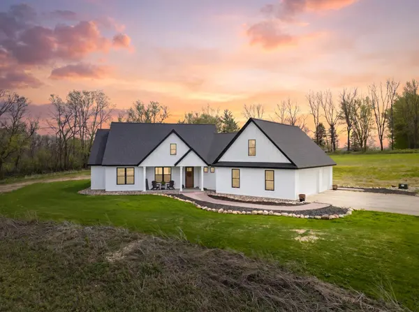 9016 County Road 3 NW, Oronoco, MN 55960