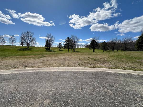 993 Links WAY N, Perham, MN 56573