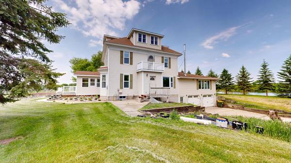 411 60th AVE NE, Willmar, MN 56201
