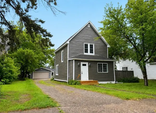816 N Summit ST, Spooner, WI 54801