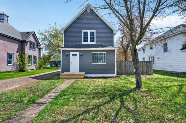 816 N Summit ST, Spooner, WI 54801
