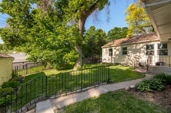 3435 Zenith AVE N, Robbinsdale, MN 55422