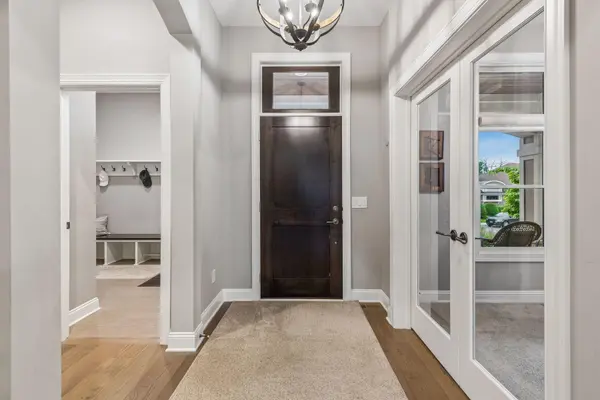 280 Bellwether PATH, Wayzata, MN 55391