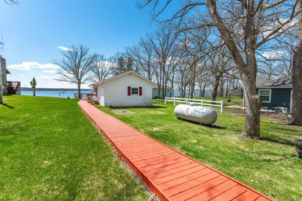 42414 Sunset Hill RD, Battle Lake, MN 56515