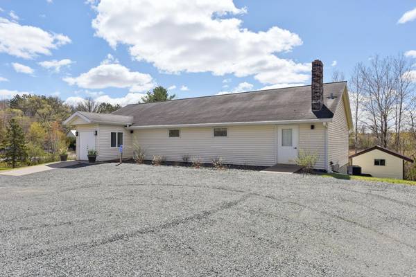 1289 160th ST, Saint Croix Falls, WI 54024