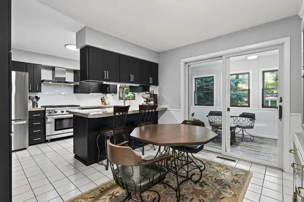 1310 Woods CIR, Buffalo, MN 55313