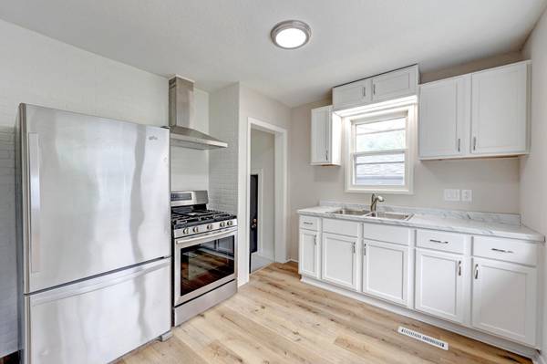3333 Minnehaha AVE, Minneapolis, MN 55406