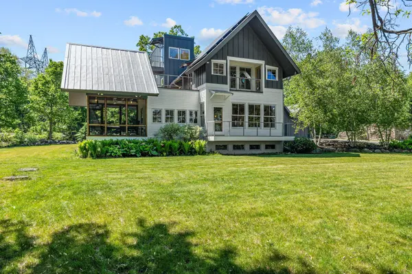 7521 River RD, Inver Grove Heights, MN 55076