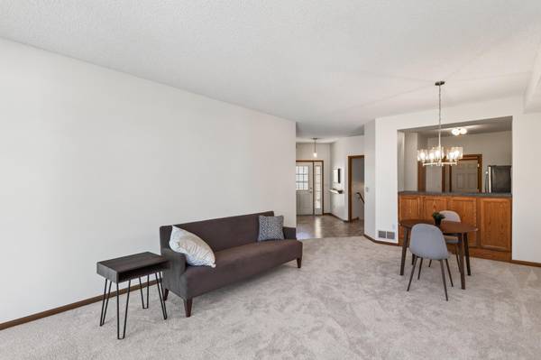 2162 Water Lilly LN #1002, Eagan, MN 55122