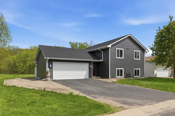 104 Century LN, Silver Lake, MN 55381