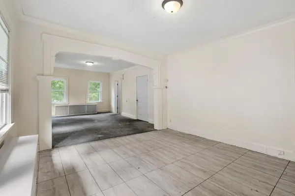 918 Queen AVE N, Minneapolis, MN 55411