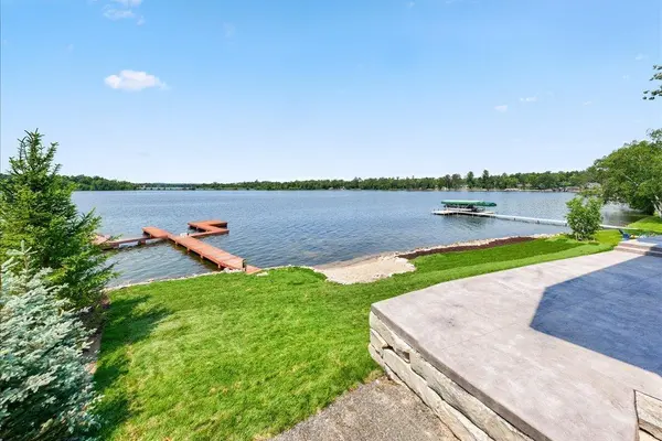 11245 E Steamboat Bay DR, East Gull Lake, MN 56401
