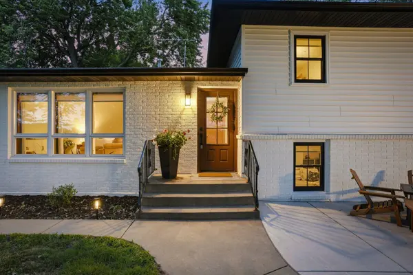 6525 Maple DR, Waconia, MN 55387