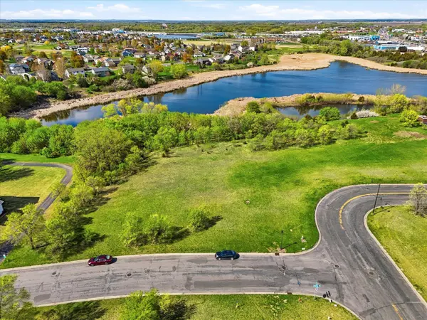 9540 Park Place DR, Monticello, MN 55362