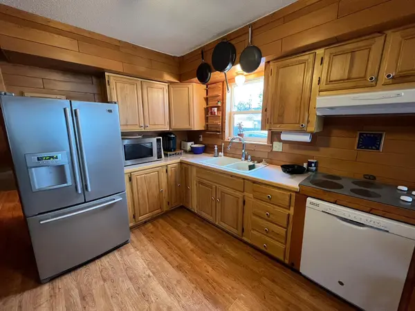 13113 Twilight RD, Onamia, MN 56359