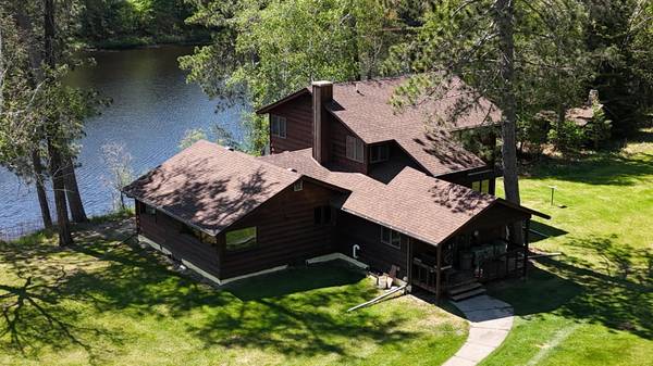 7485 Nelson RD, Crane Lake, MN 55725