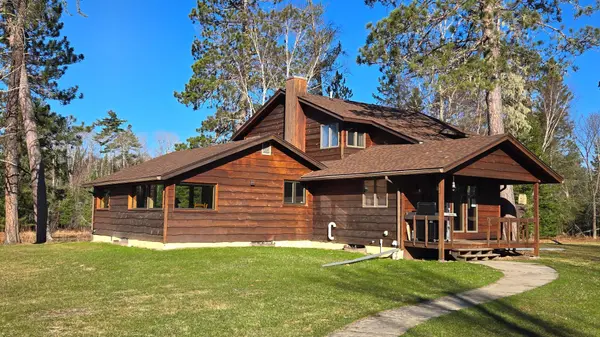 7485 Nelson RD, Crane Lake, MN 55725