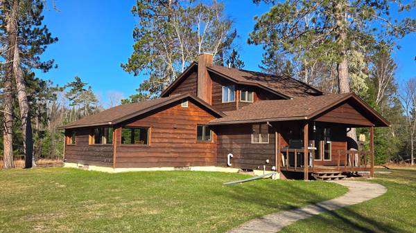 7485 Nelson RD, Crane Lake, MN 55725