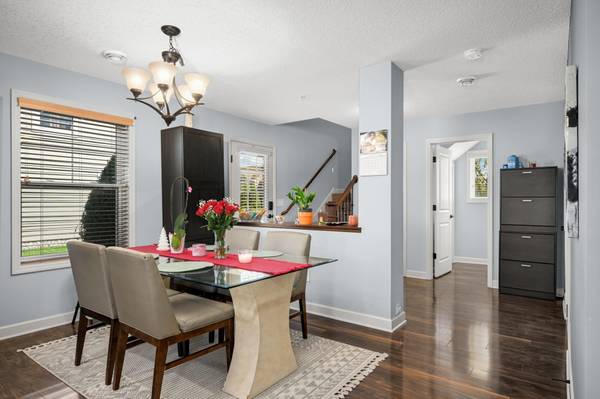 3437 Chestnut LN, Eagan, MN 55123
