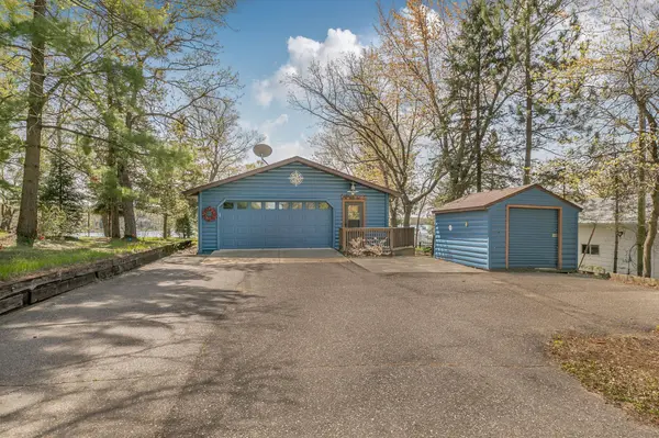 11745 42nd ST SE, Clear Lake, MN 55319