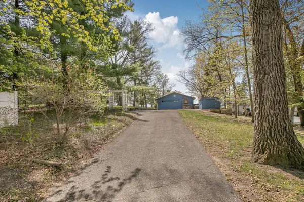 11745 42nd ST SE, Clear Lake, MN 55319