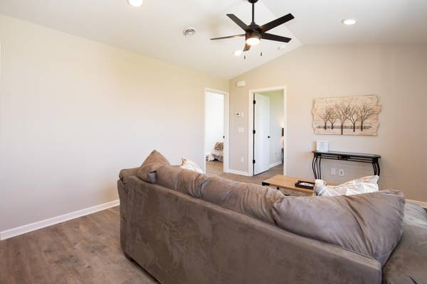 3109 Scotch LN, Mankato, MN 56001