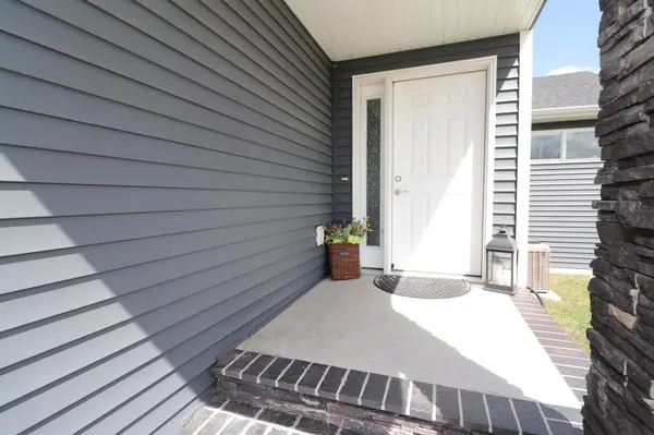 4312 10th ST S, Moorhead, MN 56560