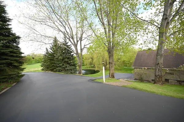 20247 Lake Ridge DR, Prior Lake, MN 55372