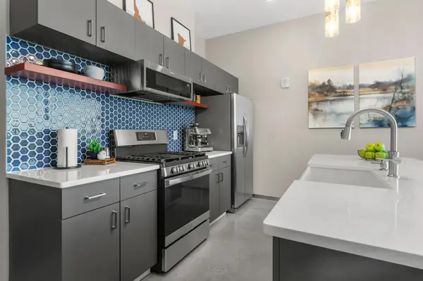 5601 Smetana DR #618, Minnetonka, MN 55343