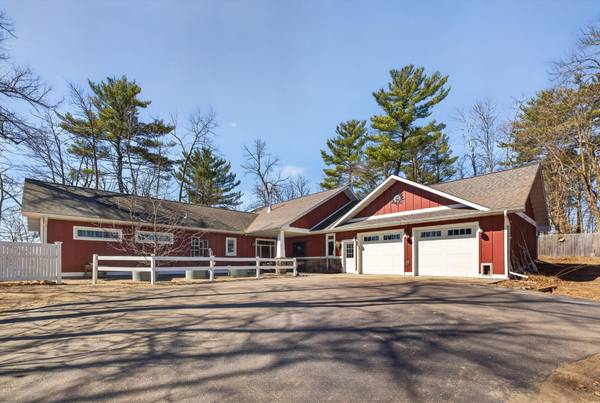 22705 Deep Woods LN, Nevis, MN 56467