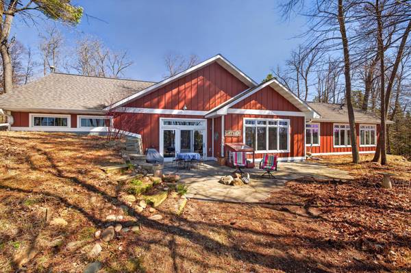 22705 Deep Woods LN, Nevis, MN 56467