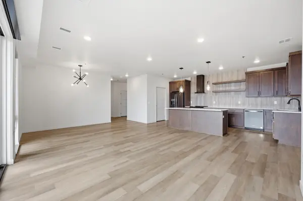 300 Main AVE #604, Fargo, ND 58103