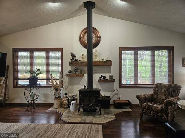 9722 302nd AVE NW, Princeton, MN 55371