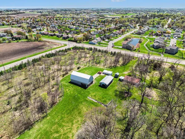 8071 70th ST W, Lonsdale, MN 55046