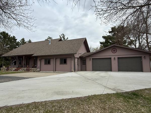 404 Oppegard AVE NW, Twin Valley, MN 56584