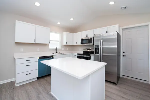 3113 Scotch LN, Mankato, MN 56001