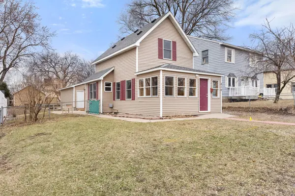610 6th AVE S, Hopkins, MN 55343