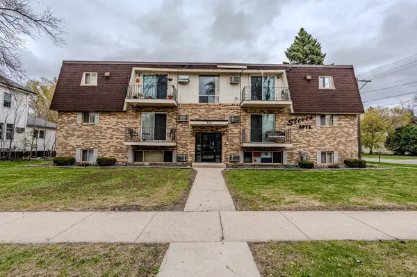 320 6th ST S, Moorhead, MN 56560