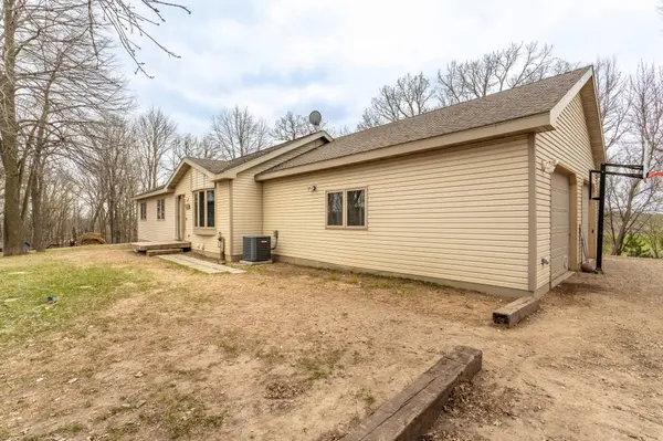 41854 215th AVE, Pelican Rapids, MN 56572