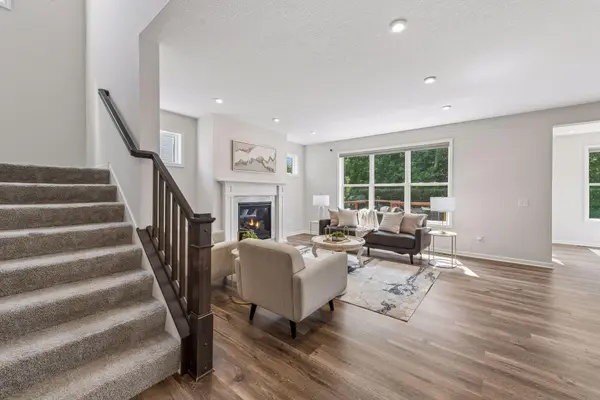 105 Maple TER, Waconia, MN 55387