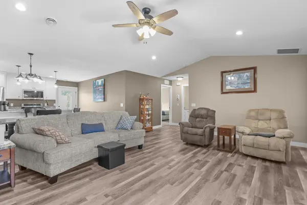 38768 Maple CT, North Branch, MN 55056