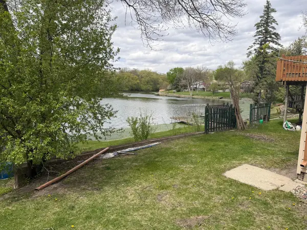 1821 Brookside CIR, Albert Lea, MN 56007