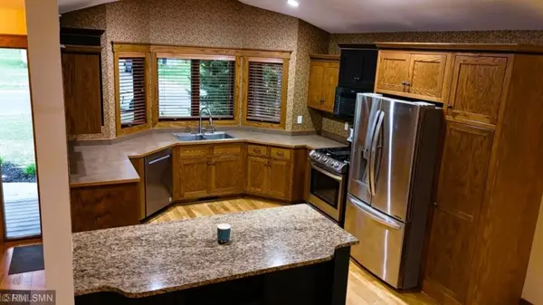 38270 Everett AVE, North Branch, MN 55056