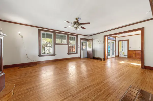415 Division ST W, Faribault, MN 55021