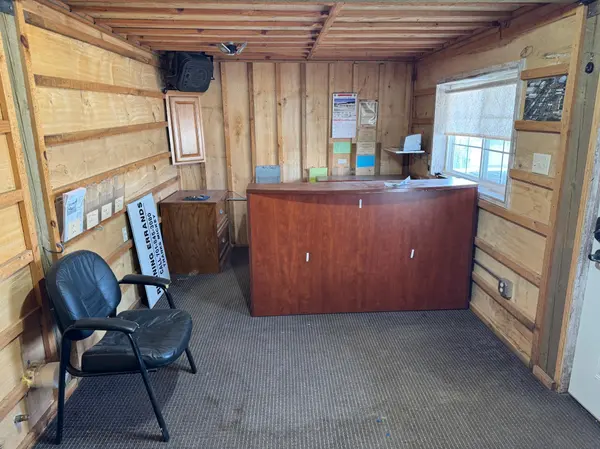 889 SW 14th ST, Valley City, ND 58072