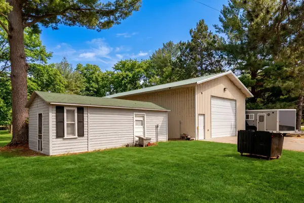 8374 + 8376 Onigum RD NW, Walker, MN 56484