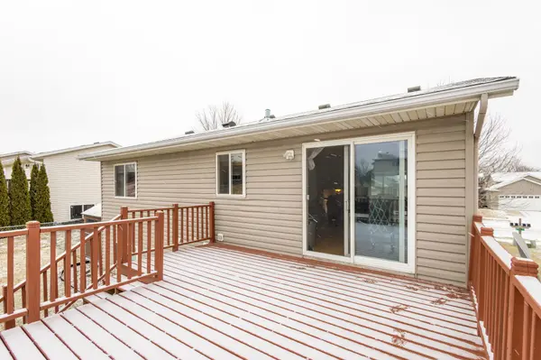 5219 56th Avenue NW, Rochester, MN 55901